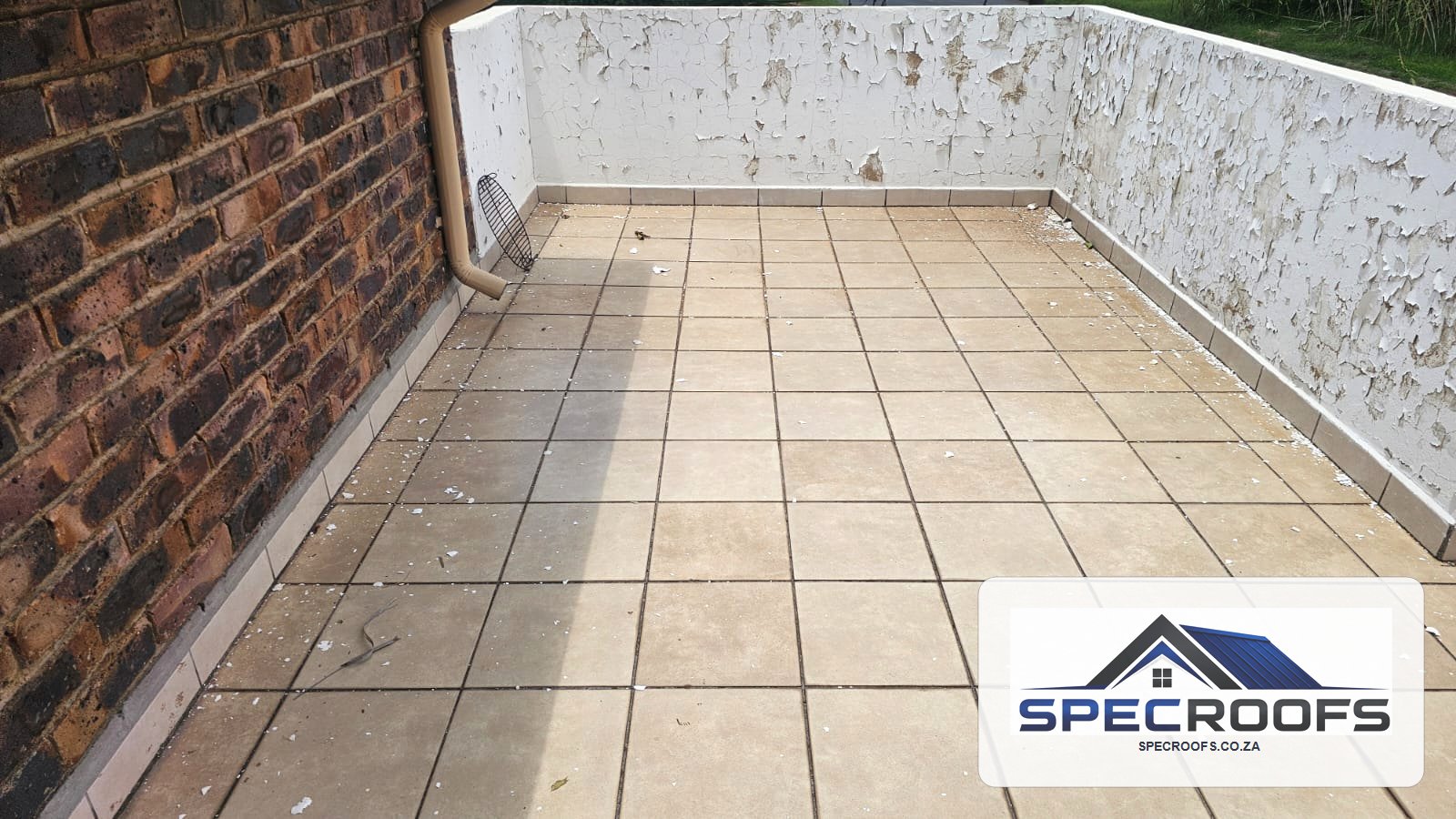 Tiled exterior area before Specroofs waterproofing work